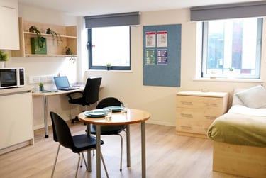 1 bed flat, North Church Street, City Centre, Nottingham, NG14BR - Image 1
